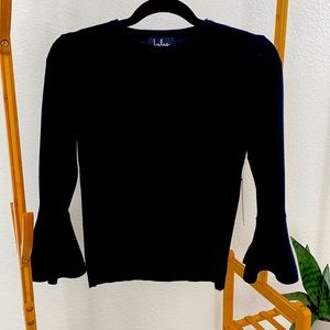 NWT MEDIUM BLACK SWEATER